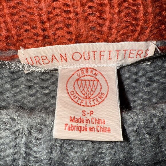 Urban Outfitters Striped Sweater Womens S/P Oversized Relaxed Ugly Sweater - Picture 2 of 8